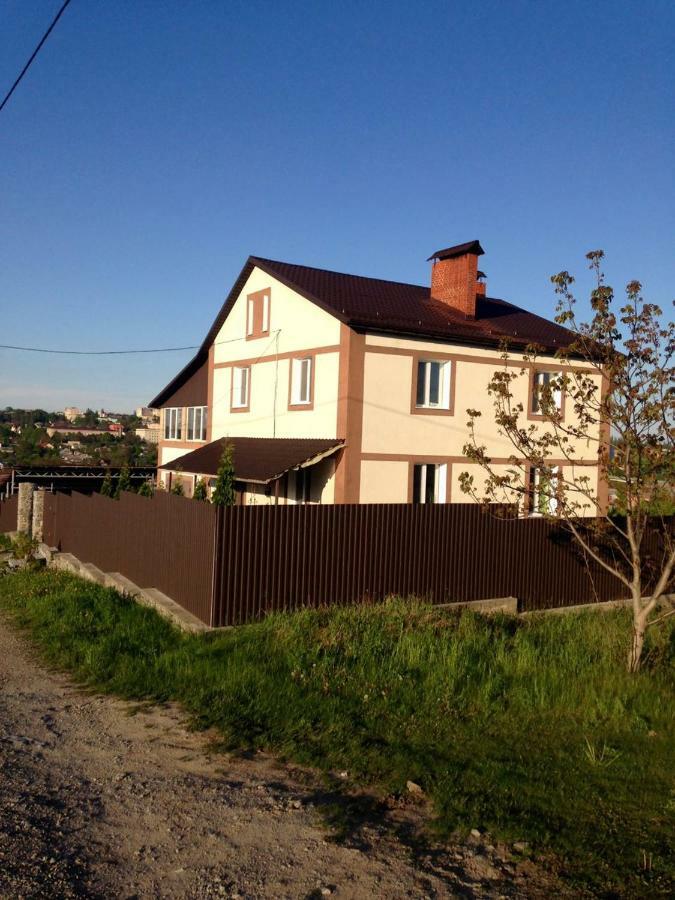 2-Я Полевая, 9. Смотрич Kamjanez-Podilskyj Exterior foto